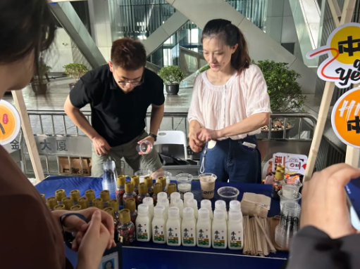 百?gòu)?qiáng)物業(yè)公司_中企物業(yè)