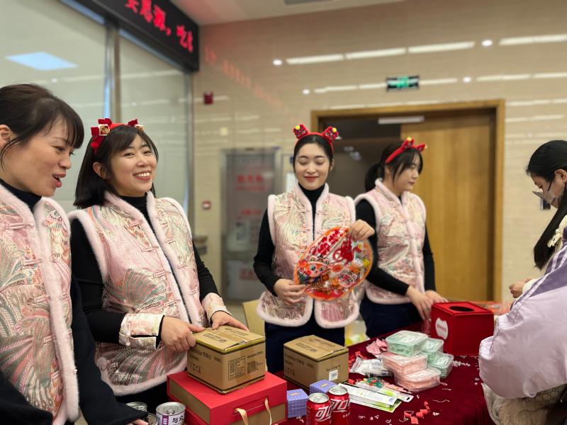 活動獎品展示_上海一級資質(zhì)物業(yè)公司