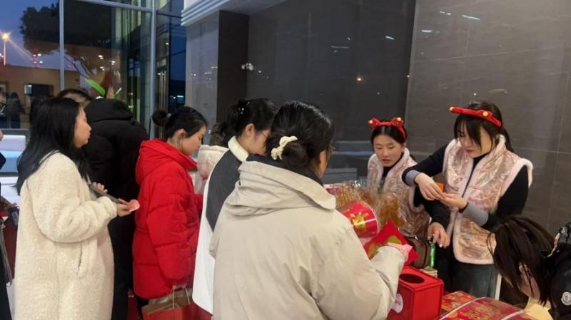 年貨節(jié)活動進(jìn)行時(shí)_上海一級資質(zhì)物業(yè)公司