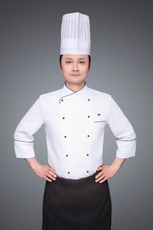 中企物業(yè)明星員工周吉_上海物業(yè)公司